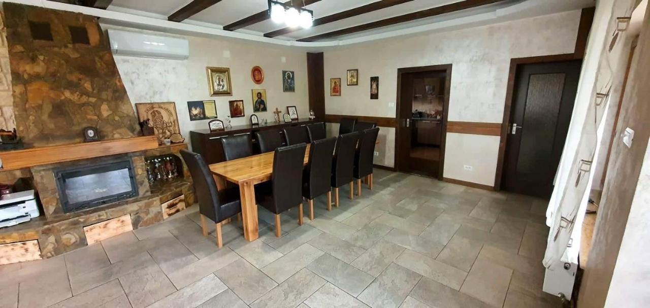 Pensiunea Raiul Muntilor Sebiş Exteriér fotografie