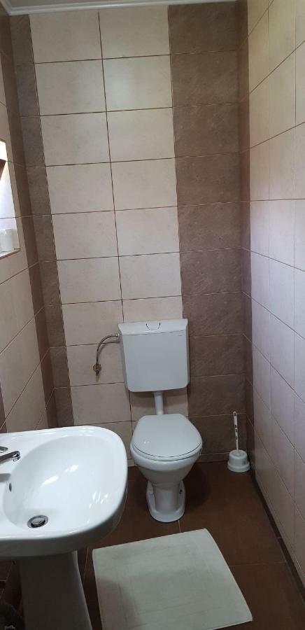 Pensiunea Raiul Muntilor Sebiş Exteriér fotografie