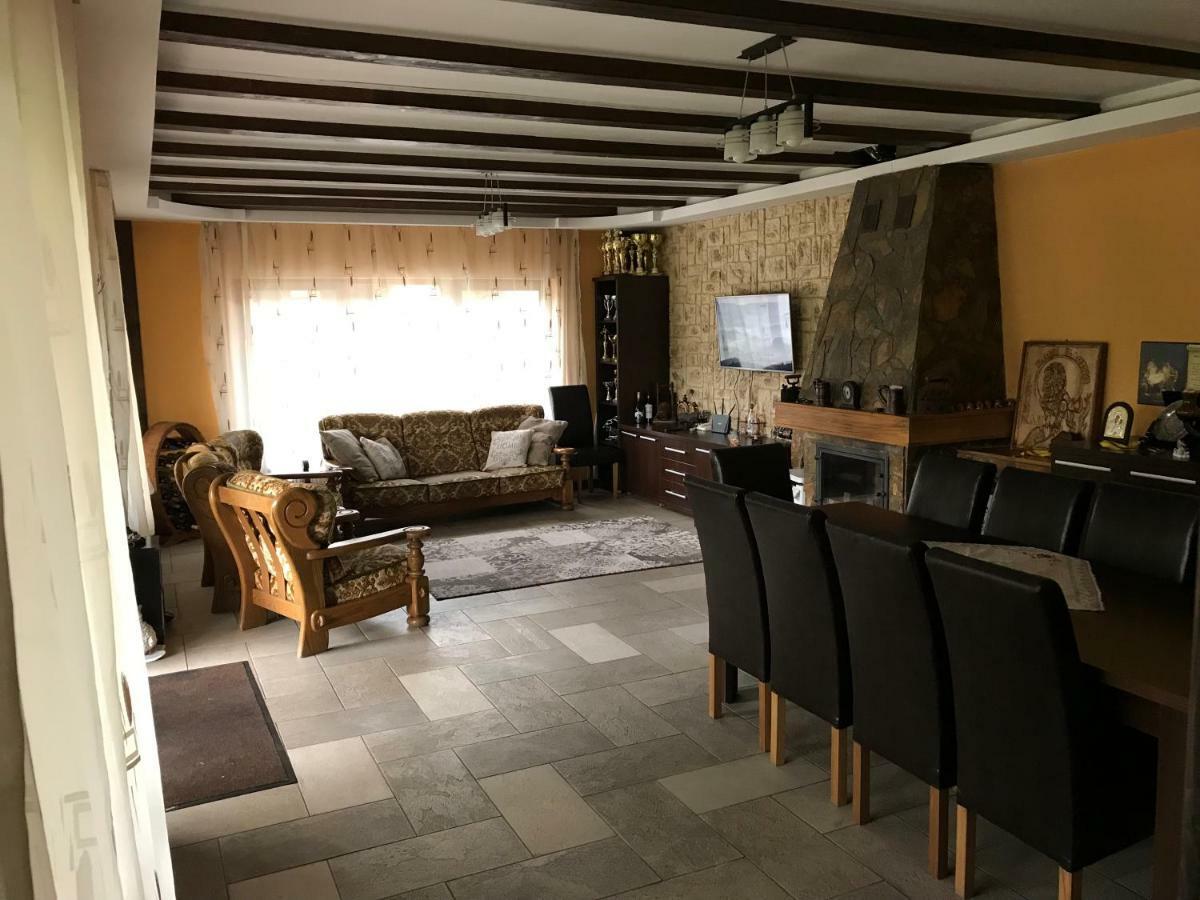 Pensiunea Raiul Muntilor Sebiş Exteriér fotografie